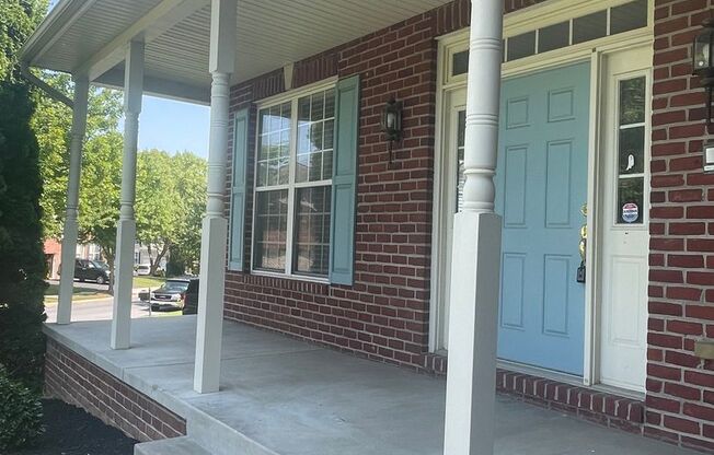SINGLE FAMILY HOME IN VILLAGES OF URBANA