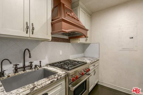 4705 LOS FELIZ BLVD