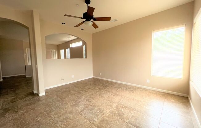 3 beds, 2 baths, $2,800