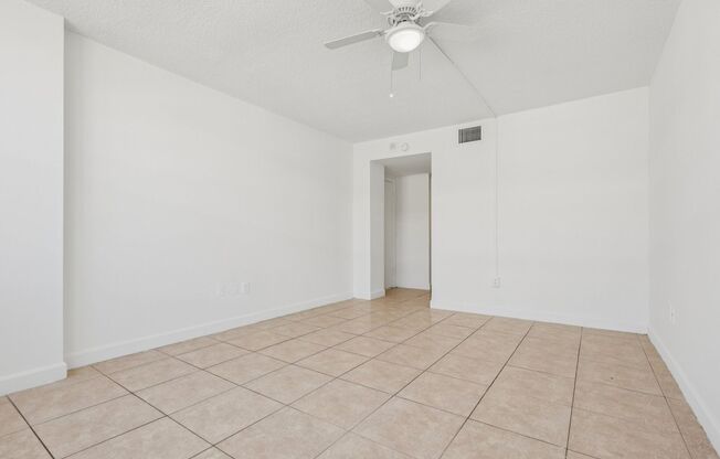 2 beds, 2 baths, 1,110 sqft, $2,300, Unit 211S