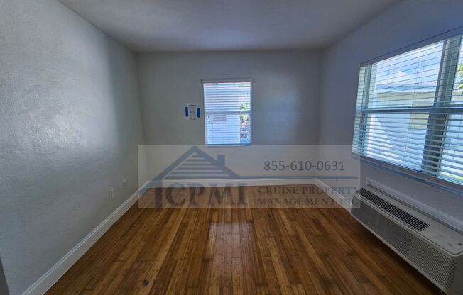 1 bed, 2 baths, 770 sqft, $1,725, Unit 17