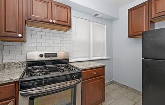 2 beds, 1 bath, 1,000 sqft, $1,370.42, Unit 6100-2E