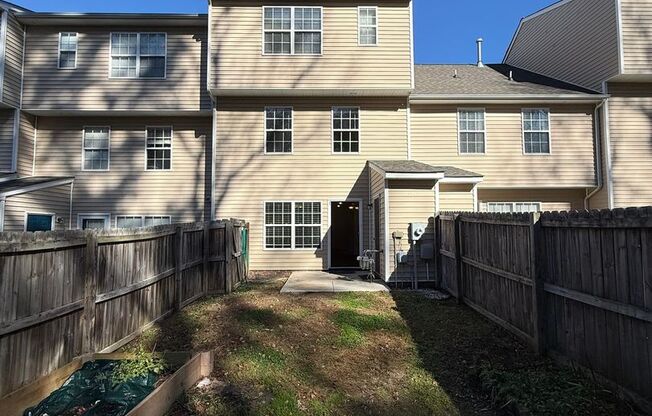 3-bedroom 3.5 bath townhouse