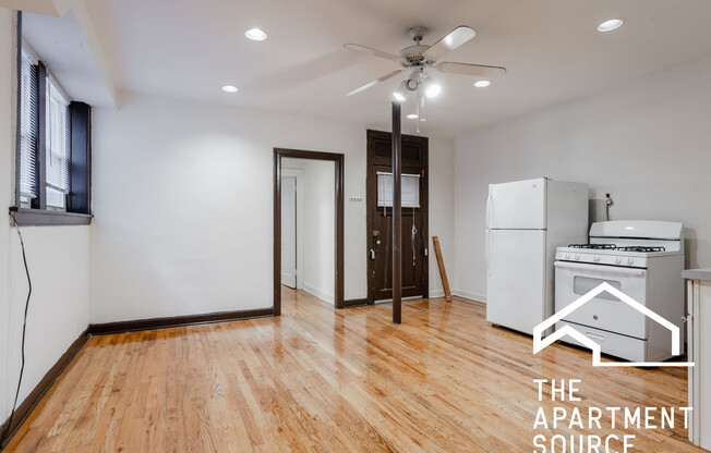 5038 N Wolcott Ave 1
