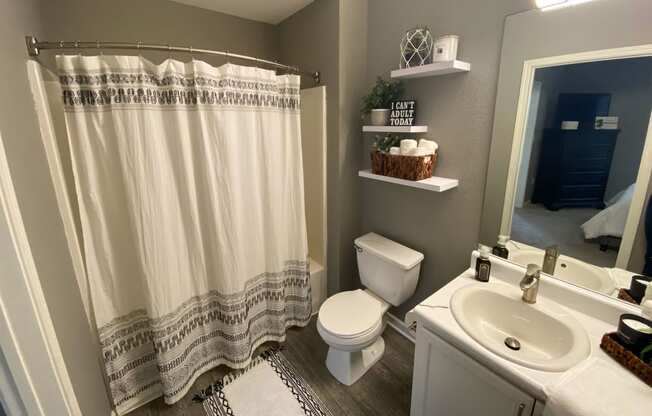 Harbin Pointe Bathroom Apartments for rent Springdale AR