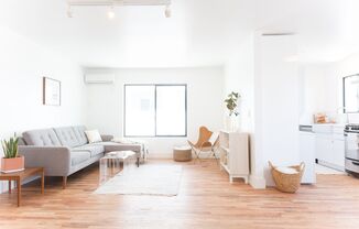 252 S AVE 18