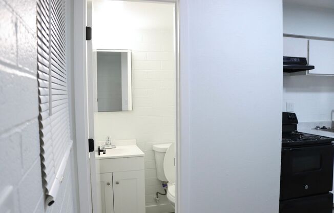 2 beds, 1.5 baths, 940 sqft, $1,500, Unit 09