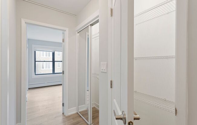 2 beds, 1 bath, 567 sqft, $2,350, Unit 207