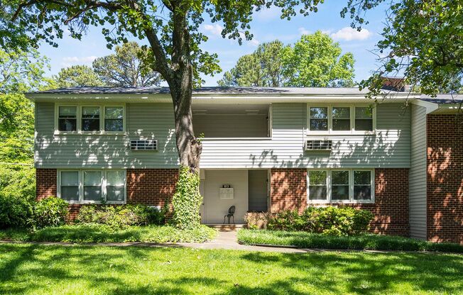 GREAT CONDO IN RALEIGH!