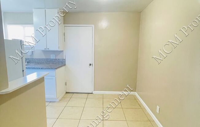 489-6621 Whitsett Ave