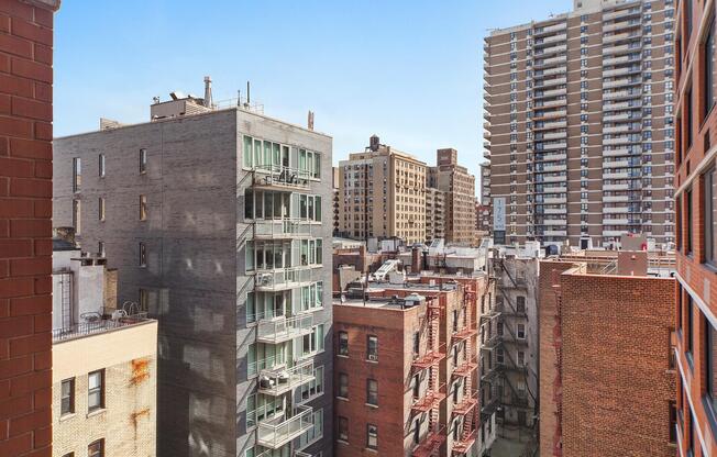 1 bed, 1 bath, 520 sqft, $2,995, Unit 9R