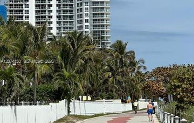 2 beds, 2 baths, $3,550, Unit # 423
