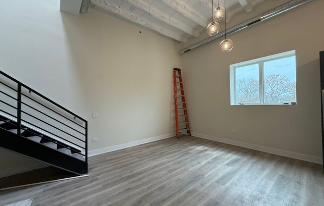 2 beds, 2 baths, 1,000 sqft, $4,195, Unit 203