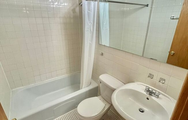 1 bed, 1 bath, 700 sqft, $2,035, Unit 531-521