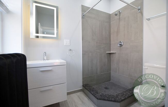 2 beds, 2 baths, 709 sqft, $2,550, Unit 1067-2