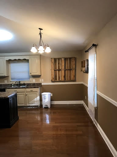 3 beds, 2 baths, $1,800