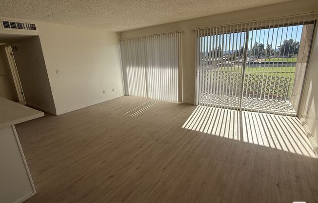 1 bed, , 750 sqft, $2,100, Unit 320