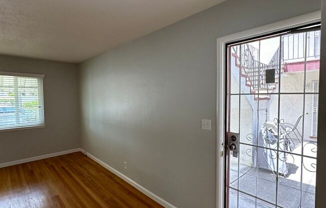 1 bed, 1 bath, 550 sqft, $2,300, Unit 4