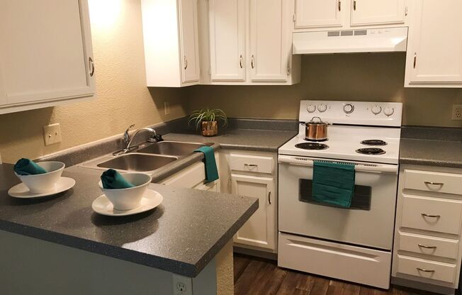 1 bed, 1 bath, 784 sqft, $1,125, Unit 5937305