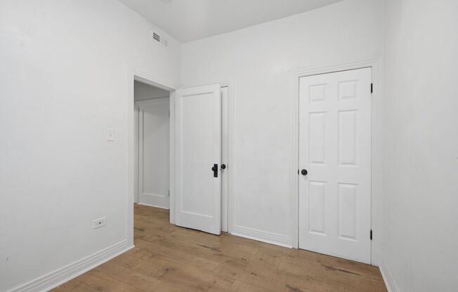 1 bed, 1 bath, $1,100, Unit 722-06