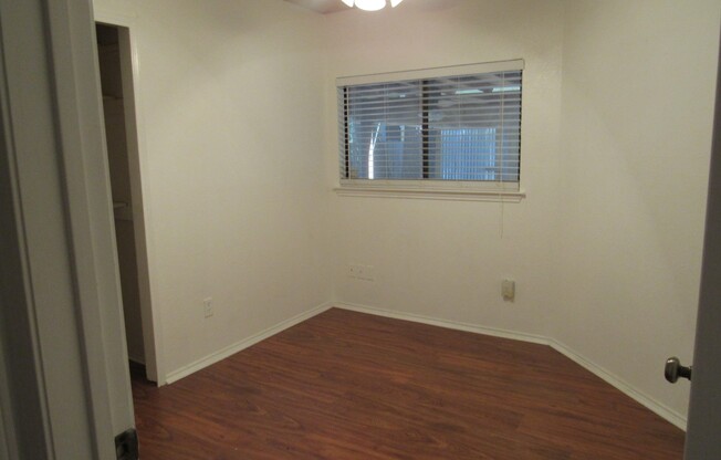 3 beds, 2 baths, $1,895