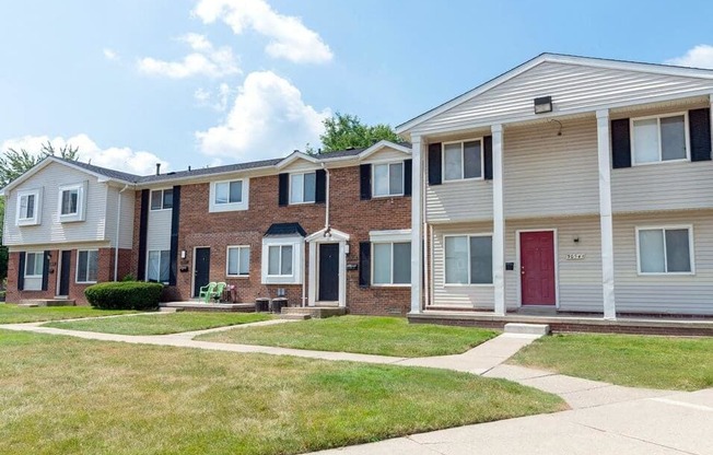 apartments with off street parking in Romulus MI