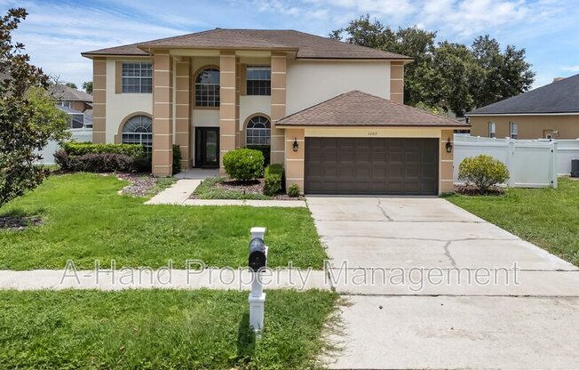 1109 NEEDLEWOOD LOOP