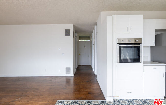 11133 Rose Ave Apt 11