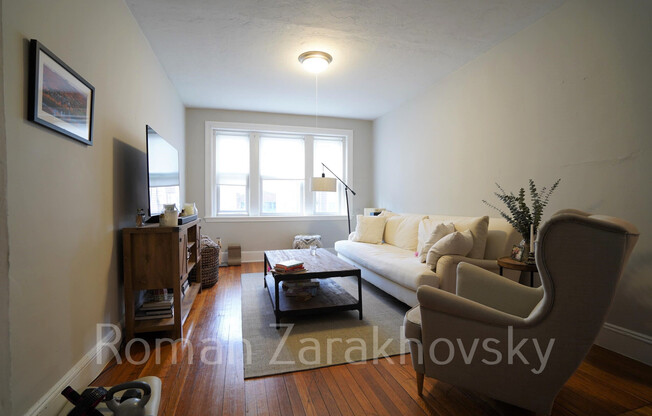 43 CHESTNUT HL AVE