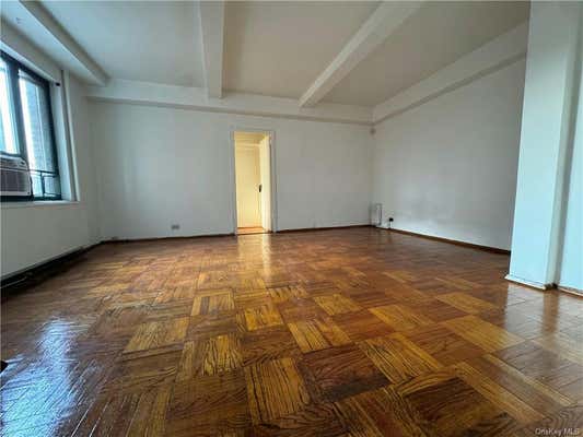 1 bed, 1 bath, 640 sqft, $1,750, Unit 5G