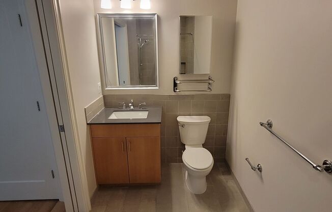 Studio, 1 bath, $2,150, Unit 401