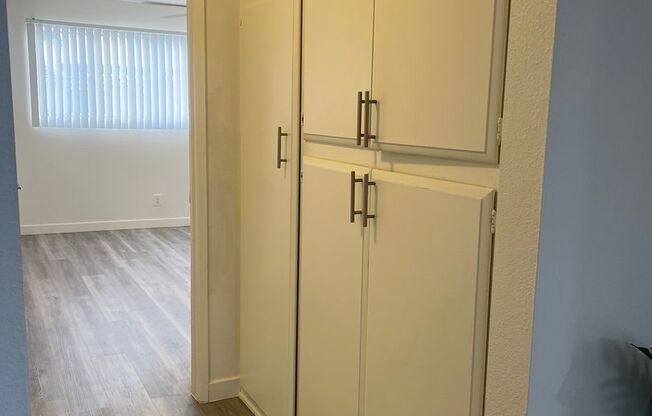 2 beds, 1 bath, 1,100 sqft, $2,575, Unit 241-41