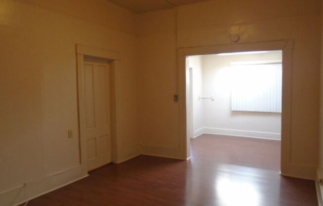 Studio, 1 bath, 392 sqft, $1,350, Unit #22