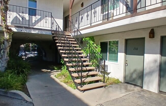 8200 Wilshire K2 LLC