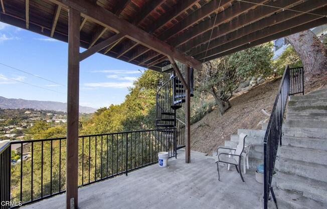 1537 Silverwood Dr