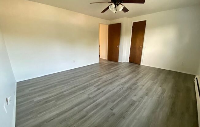 2 beds, 1 bath, 1,008 sqft, $1,095, Unit 2068