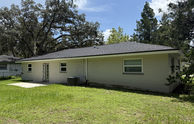 2907 SE 11 ST