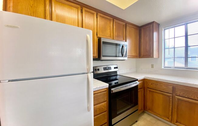 2 beds, 2 baths, $2,800