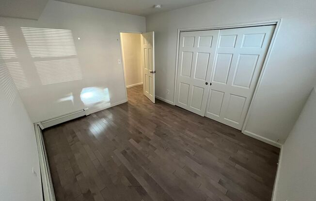 2 beds, 1 bath, 772 sqft, $2,600, Unit 18