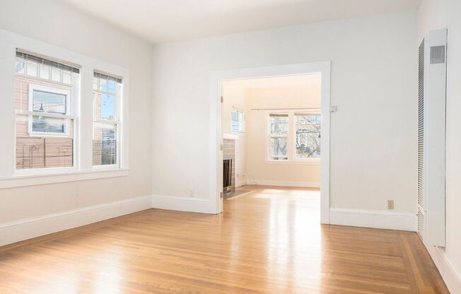 1 bed, 1 bath, $2,500, Unit 2151 Clinton Ave #C