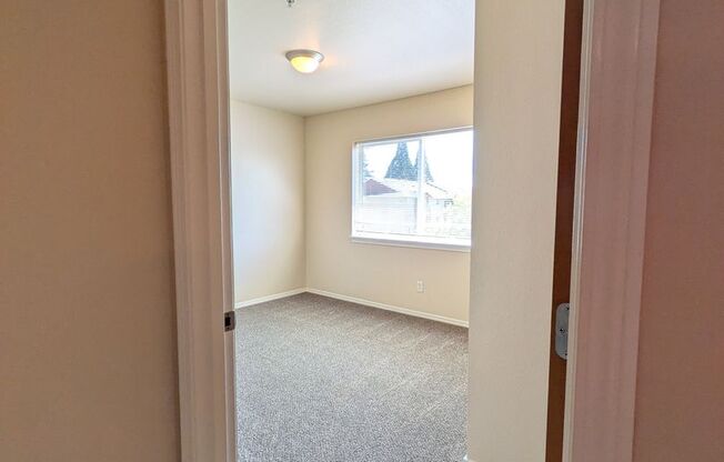 3 beds, 2 baths, 1,180 sqft, $1,529, Unit B303