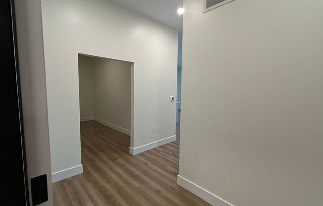 1 bed, 1 bath, 916 sqft, $2,616, Unit 171