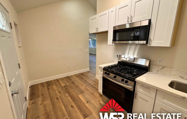 Brand New Studio ADU in Desirable Canyon Crest!