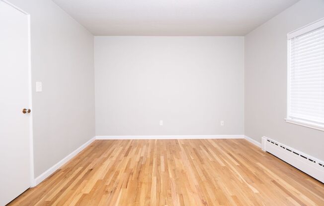 1 bed, 1 bath, 700 sqft, $1,450, Unit 20