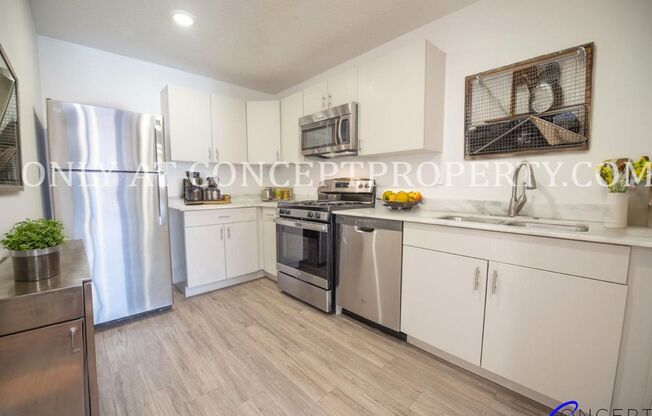 3 beds, 2 baths, 1,150 sqft, $2,799, Unit 220