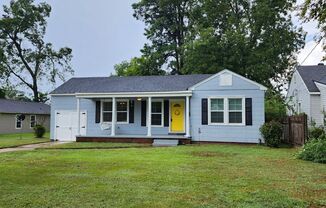 Beautiful 3/2 Craftsman near Parade Route!