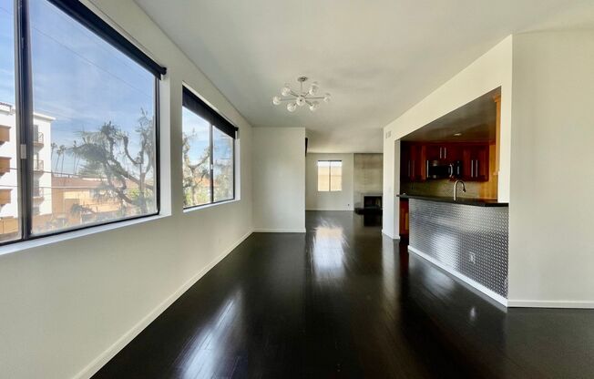 Spacious 2 Bedroom 2 Bath Condo in West LA