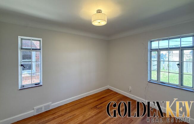 Newly Renovated 3 Bed 1 Bath Westside Home!