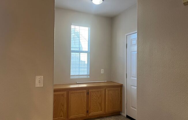 2 beds, 2 baths, $2,695