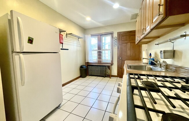 27 South Crescent Circuit